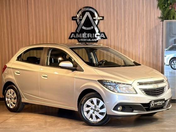 CHEVROLET ONIX 1.4 MPFI LT 8V FLEX 4P MANUAL